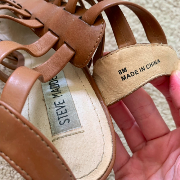 Steve Madden Strappy Chunky Heel Cognac - Picture 3 of 4